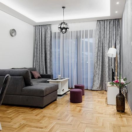 Apartmans Centar Требине Екстериор снимка