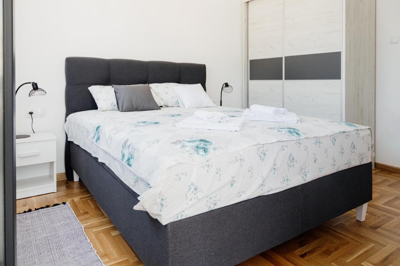 Apartmans Centar Требине Екстериор снимка