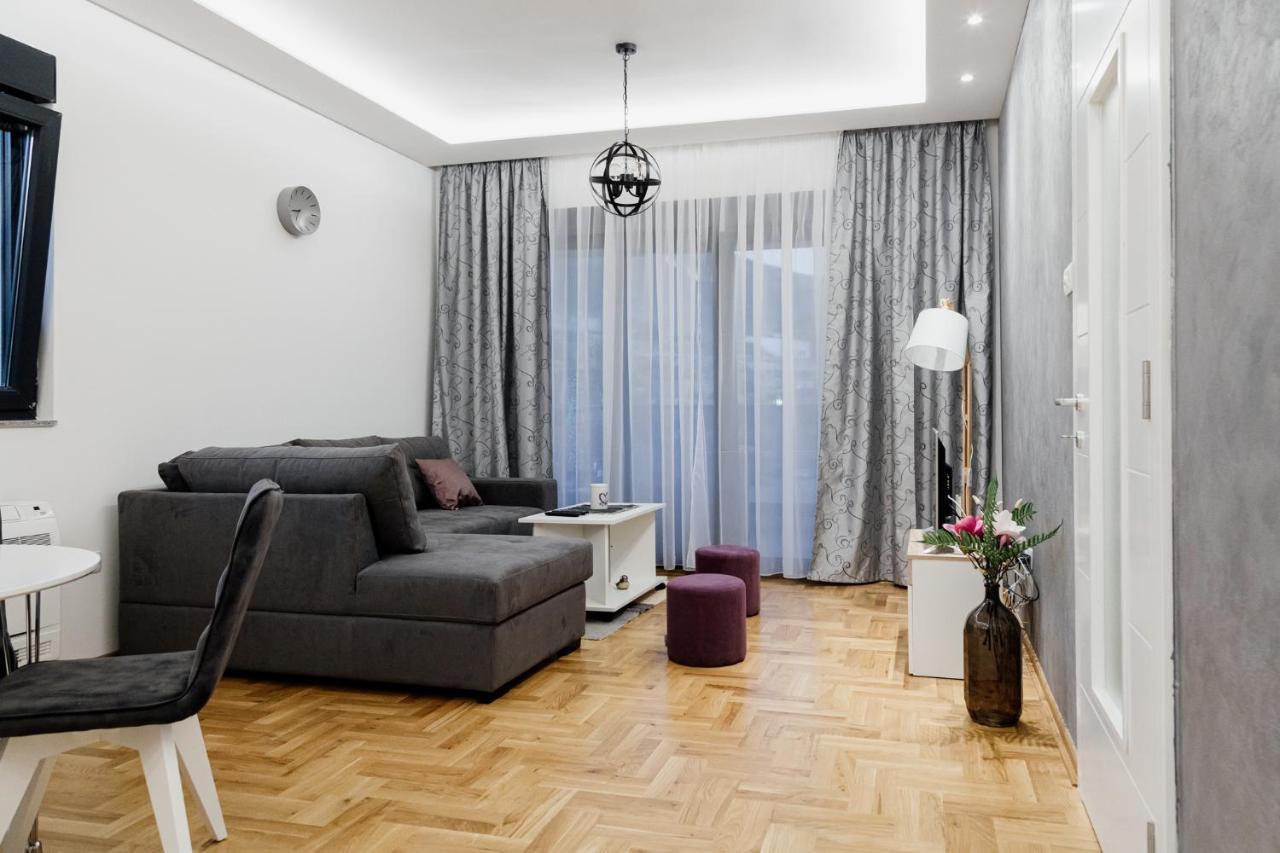 Apartmans Centar Требине Екстериор снимка
