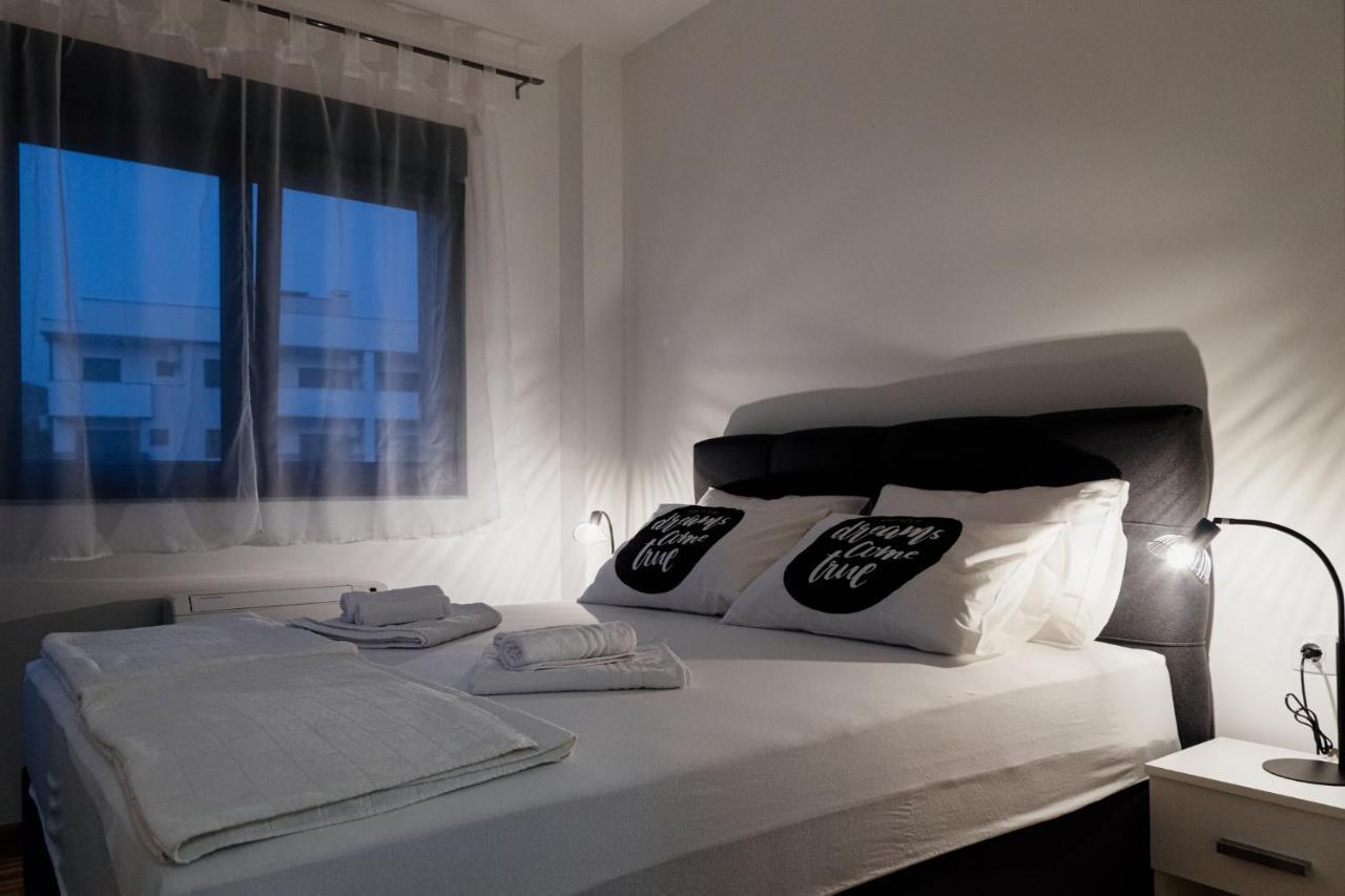 Apartmans Centar Требине Екстериор снимка
